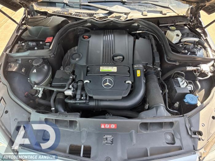 Mercedes C Estate 1.8 C-250 CGI 16V Skrotfordon (2011, ZWART)