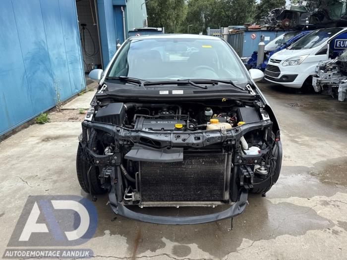 Opel Corsa D 1.4 16V Twinport Skrotfordon (2008, ZILVER ZILVERGRIJS GRIJS)