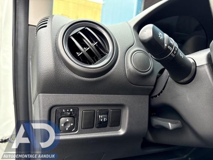 Mitsubishi Space Star 1.2 12V Samochód złomowany (2023, Bialy)