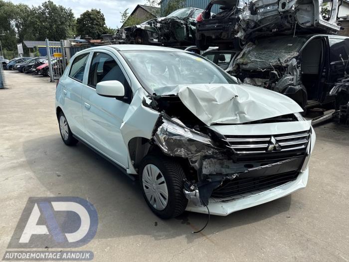 Mitsubishi Space Star 1.2 12V Samochód złomowany (2023, Bialy)