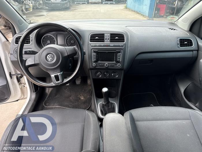 Volkswagen Polo V 1.2 12V BlueMotion Technology Salvage vehicle (2011, White)