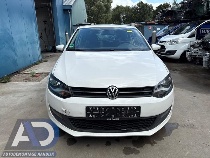 Volkswagen Polo V 1.2 12V BlueMotion Technology Salvage vehicle (2011, White)