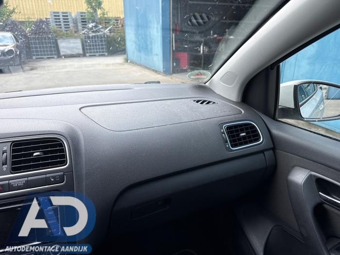 Volkswagen Polo V 1.2 12V BlueMotion Technology Salvage vehicle (2011, White)