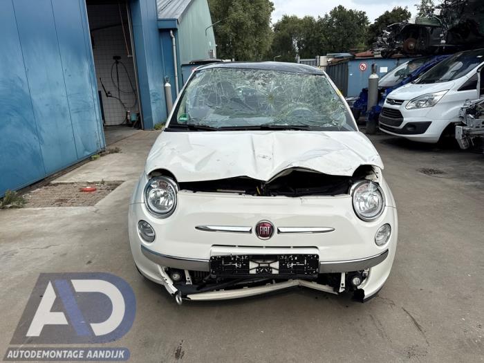 Fiat 500 0.9 TwinAir 85 Schrottauto (2014, Weiß)