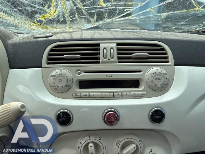 Fiat 500 0.9 TwinAir 85 Schrottauto (2014, Weiß)