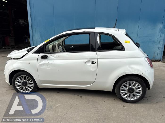 Fiat 500 0.9 TwinAir 85 Schrottauto (2014, Weiß)