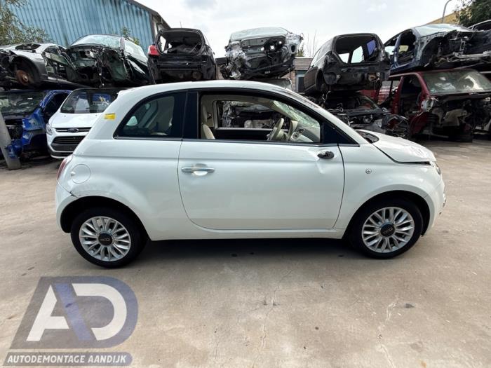 Fiat 500 0.9 TwinAir 85 Schrottauto (2014, Weiß)