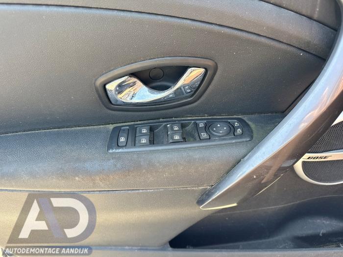 Renault Megane III Grandtour 1.5 dCi 110 Skrotfordon (2012, GRIJS)