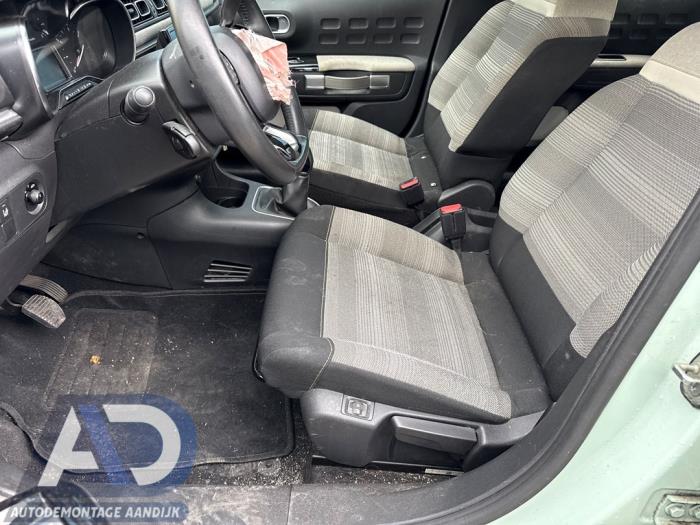 Citroen C3 1.2 Vti 12V PureTech Épave (2017, Léger, Vert, Menthe)