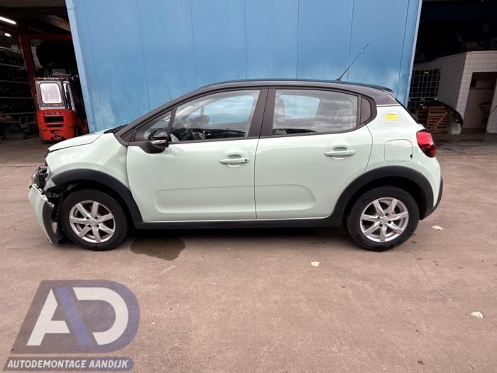 Citroen C3 1.2 Vti 12V PureTech Épave (2017, Léger, Vert, Menthe)