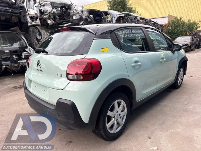 Citroen C3 1.2 Vti 12V PureTech Épave (2017, Léger, Vert, Menthe)