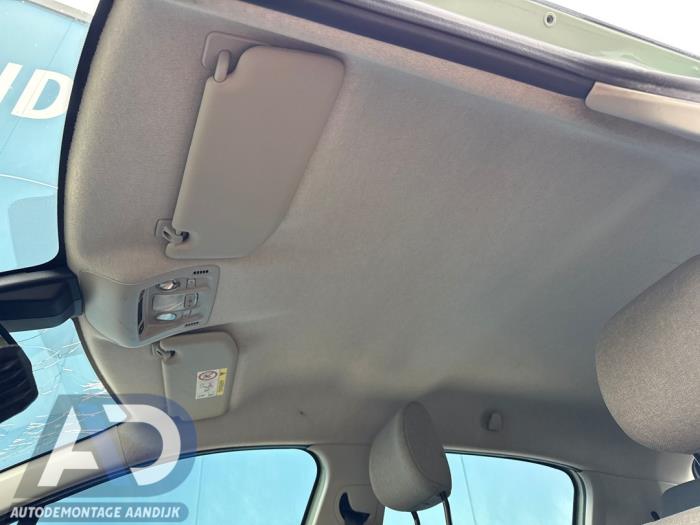 Citroen C3 1.2 Vti 12V PureTech Épave (2017, Léger, Vert, Menthe)