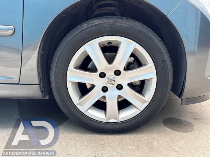 Peugeot 207 SW 1.6 16V Sloopvoertuig (2008, Grijs)