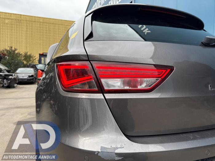 Seat Leon ST 1.6 TDI Ecomotive 16V Sloopvoertuig (2015, Grijs)