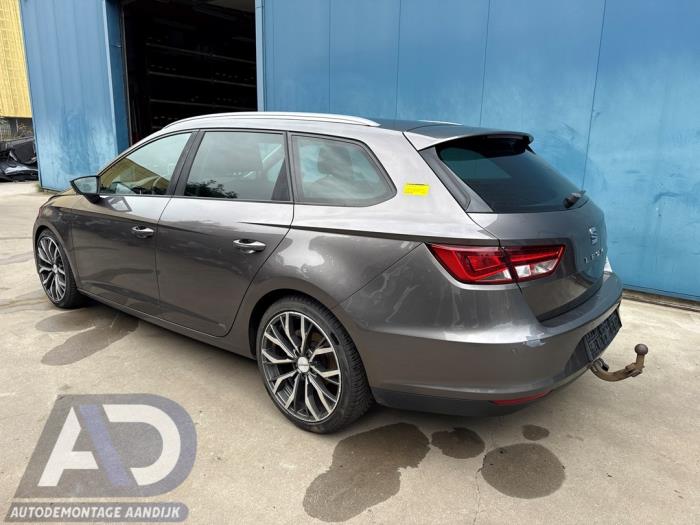 Seat Leon ST 1.6 TDI Ecomotive 16V Sloopvoertuig (2015, Grijs)