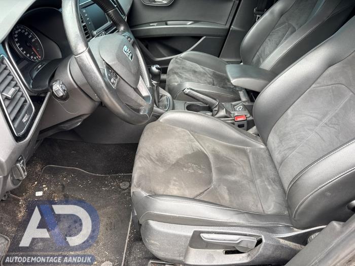 Seat Leon ST 1.6 TDI Ecomotive 16V Sloopvoertuig (2015, Grijs)