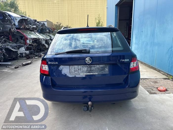 Skoda Fabia III Combi 1.0 12V Greentech Sloopvoertuig (2016, Blauw)