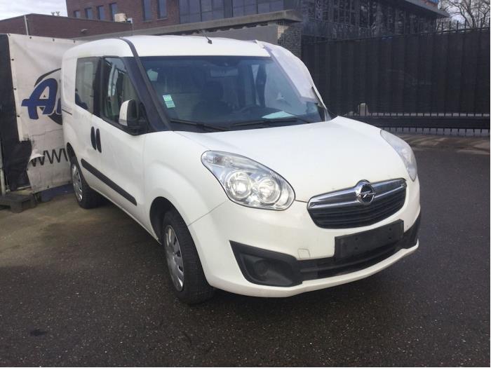 Opel Combo 1.4 16V ecoFlex Skrotfordon (2013, WIT)