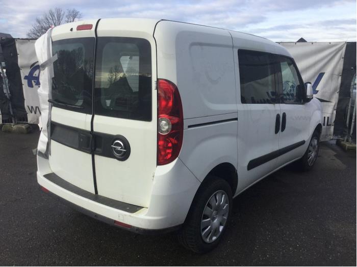 Opel Combo 1.4 16V ecoFlex Skrotfordon (2013, WIT)