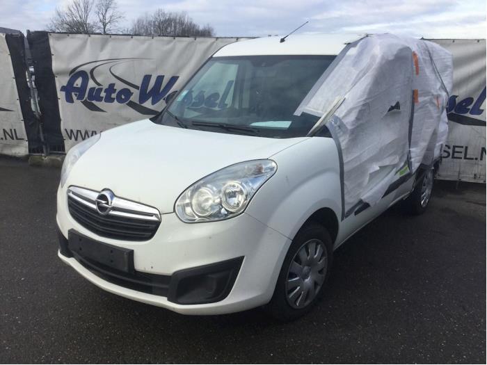 Opel Combo 1.4 16V ecoFlex Skrotfordon (2013, WIT)