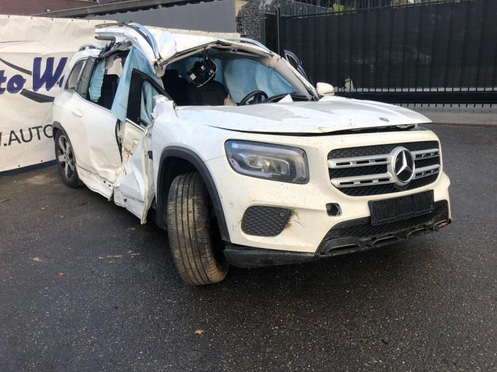 Mercedes GLB 2.0 GLB-250 Turbo 16V 4-Matic Skrotfordon (2020, WIT)