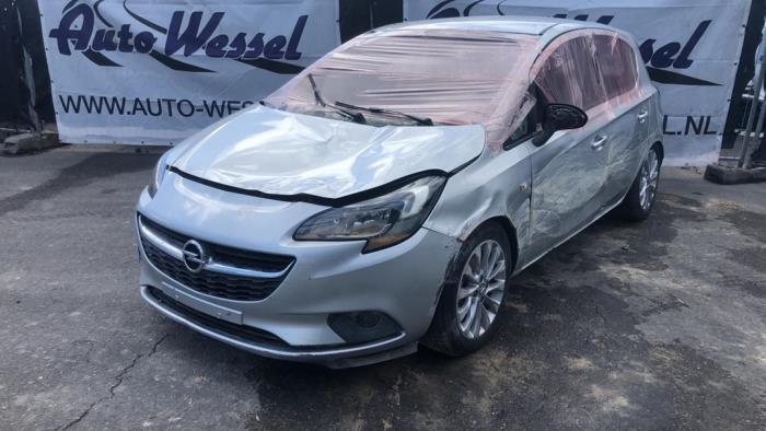 Opel Corsa E 1.4 16V Skrotfordon (2019, GRIJS)
