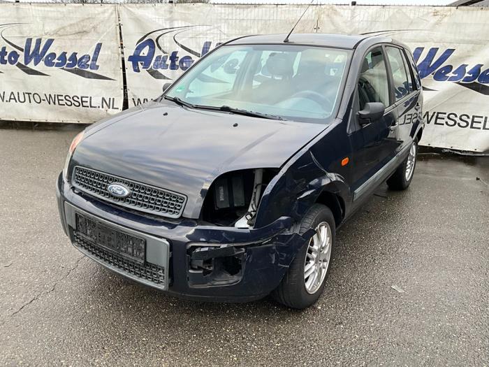 Ford Fusion 1.25 16V Skrotfordon (2006, BLAUW)