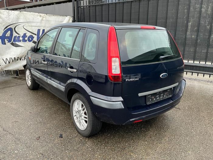 Ford Fusion 1.25 16V Skrotfordon (2006, BLAUW)