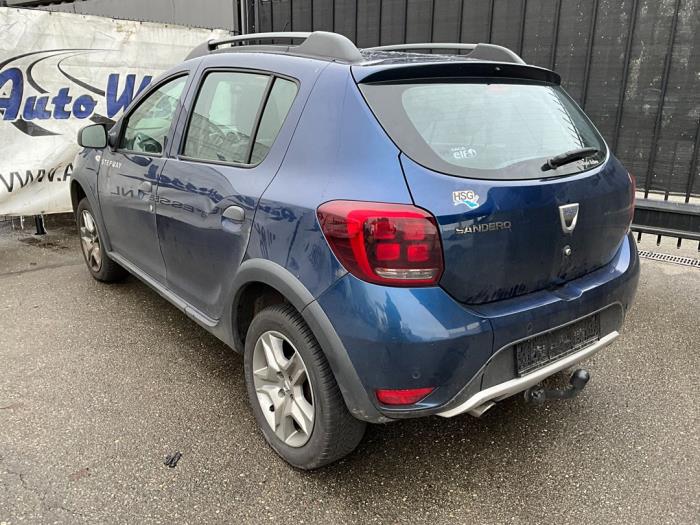 Dacia Sandero II 0.9 TCE 12V Sloopvoertuig (2019, Blauw)