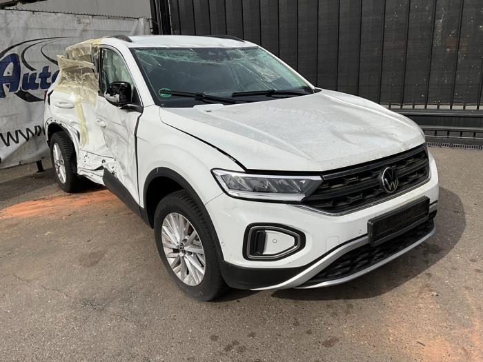 Volkswagen T-Roc I 1.0 TSI 12V Skrotfordon (2023, WIT)