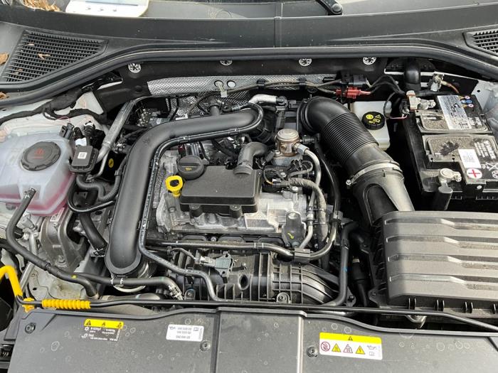 Volkswagen T-Roc I 1.0 TSI 12V Skrotfordon (2023, WIT)