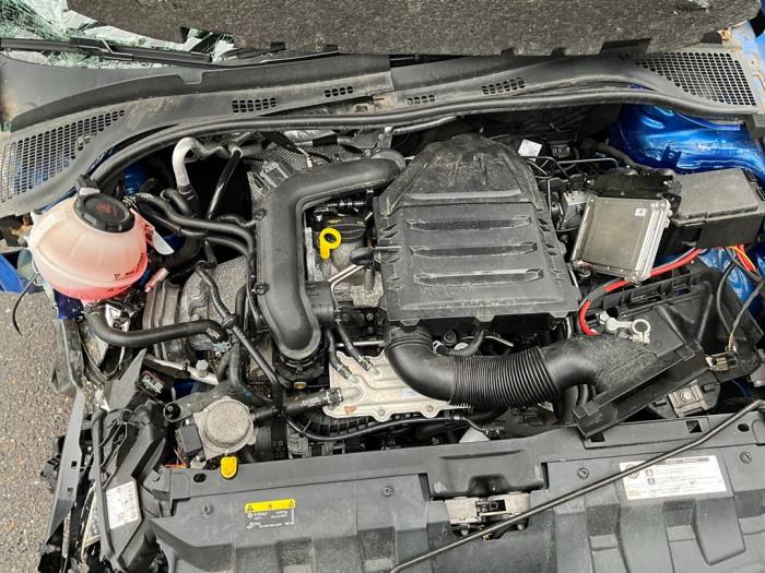 Skoda Fabia III Combi 1.0 TSI 12V Skrotfordon (2019, BLAUW)