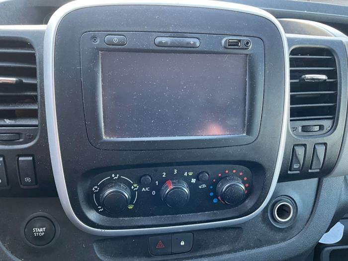 Renault Trafic 1.6 dCi 145 Twin Turbo Skrotfordon (2021, WIT)