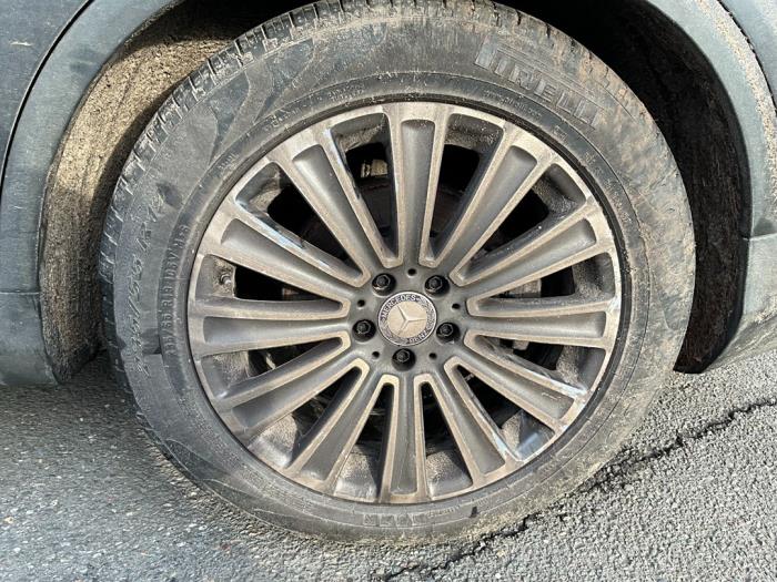 Mercedes GLC 2.2 250d 16V BlueTEC 4-Matic Skrotfordon (2016, ZWART)