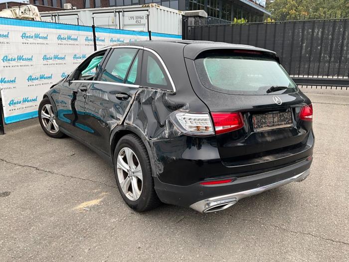 Mercedes GLC 2.2 250d 16V BlueTEC 4-Matic Sloopvoertuig (2016, Zwart)