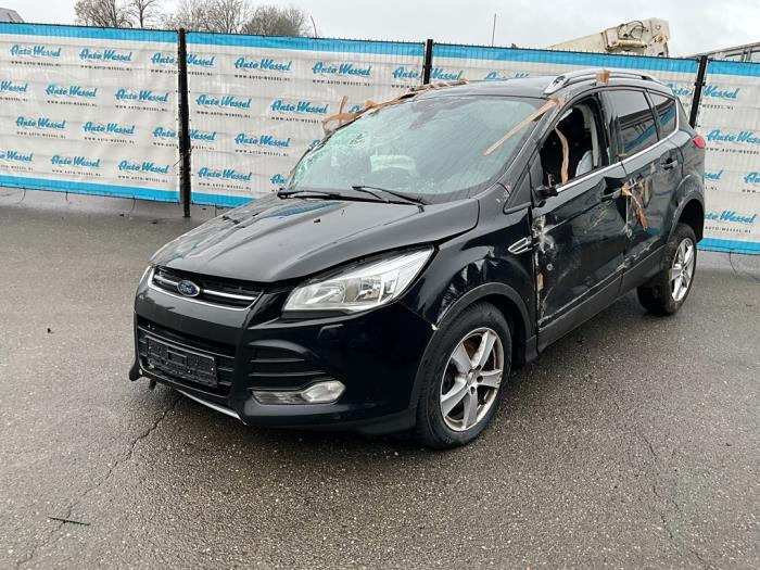 Ford Kuga II 2.0 TDCi 16V 150 4x4 Sloopvoertuig (2015)