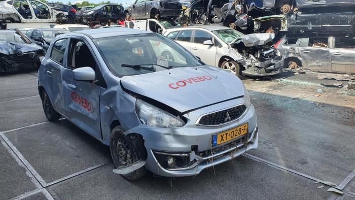 Mitsubishi Space Star 1.0 12V Skrotfordon (2019, METALLIC GRIJS)