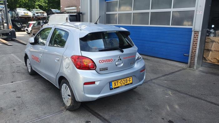 Mitsubishi Space Star 1.0 12V Skrotfordon (2019, METALLIC GRIJS)