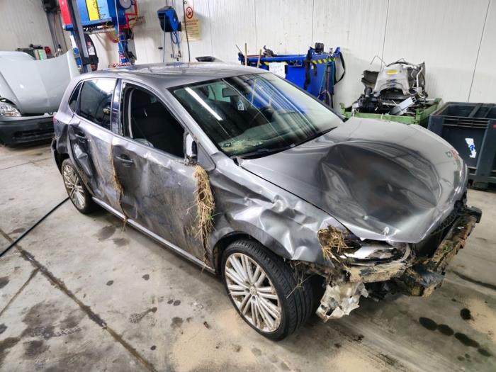 Volkswagen Polo V 1.4 16V Sloopvoertuig (2010, Metallic, Grijs)