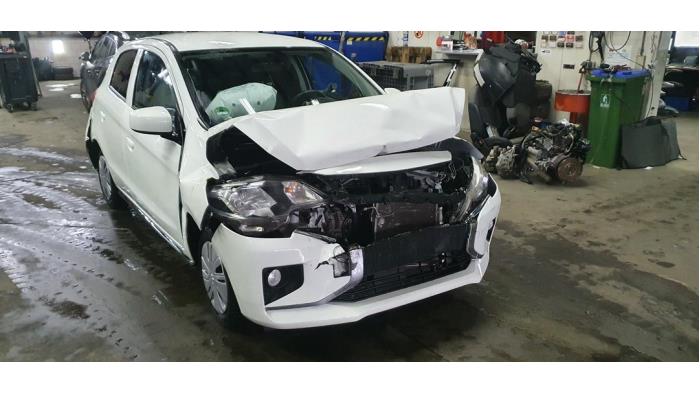 Mitsubishi Space Star 1.0 12V Skrotfordon (2020, WIT)