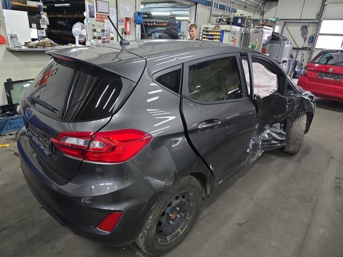 Ford Fiesta 7 1.0 EcoBoost 12V 100 Sloopvoertuig (2018, Metallic, Muisgrijs)