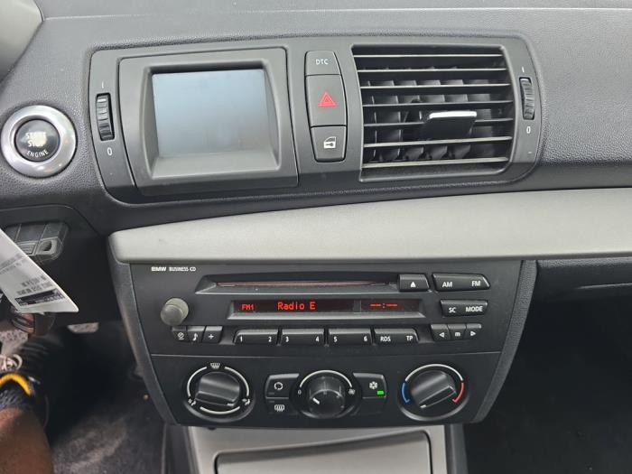 BMW 1 serie 116i 1.6 16V Samochód uszkodzony (2006, Brazowy)