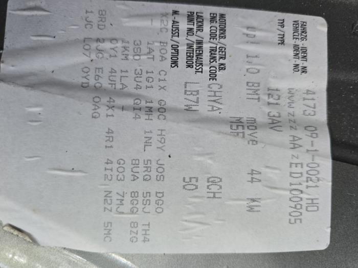 Volkswagen Up! 1.0 12V 60 Skrotfordon (2014, METALLIC GRIJS)