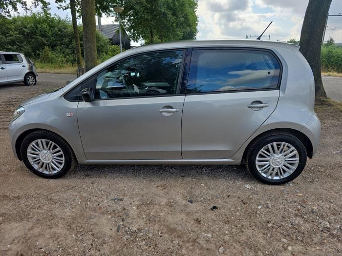Volkswagen Up! 1.0 12V 60 Skrotfordon (2014, METALLIC GRIJS)