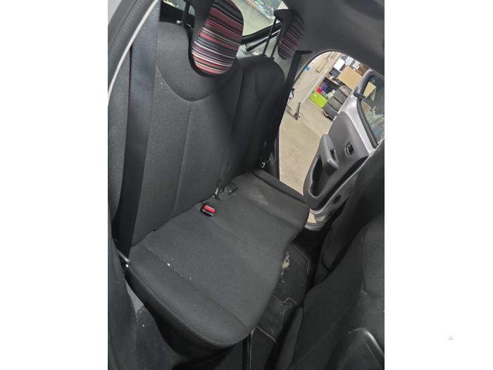 Citroen C1 1.2 PureTech 82 12V Schadevoertuig (2015, Metallic, Zilvergrijs)