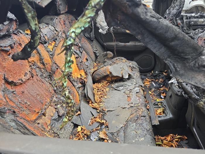 Volvo XC60 II 2.0 T6 16V Recharge, Twin Engine AWD Sloopvoertuig (2024, Metallic, Zwart)