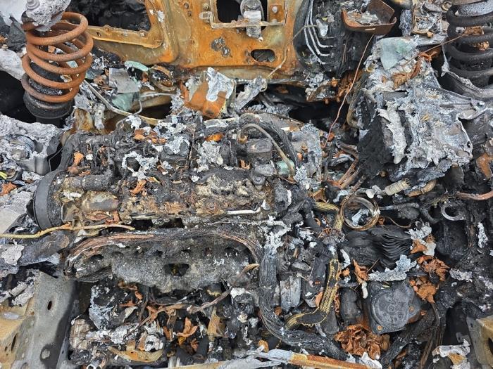 Volvo XC60 II 2.0 T6 16V Recharge, Twin Engine AWD Sloopvoertuig (2024, Metallic, Zwart)