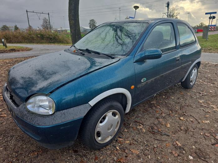 Opel Corsa B 1.4i Sloopvoertuig (1998, Blauw)