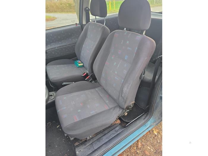 Opel Corsa B 1.4i Sloopvoertuig (1998, Blauw)