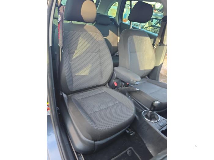 Skoda Fabia II Combi 1.2 TDI 12V Greenline Schadevoertuig (2011, Grijs)